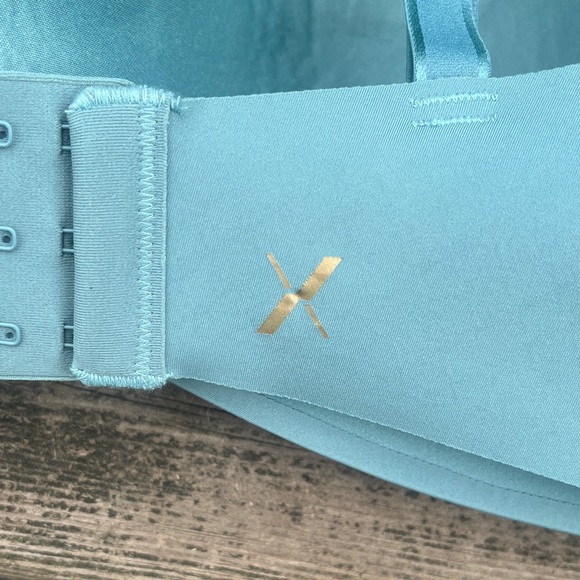 Knix WingWoman Contour Bra Size 8+ - Picture 5 of 9